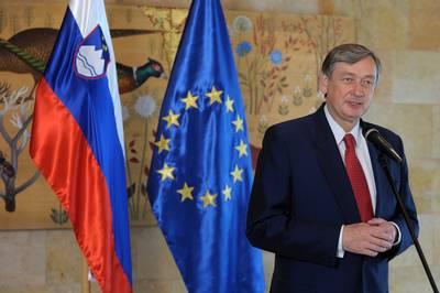 Predsednik Republike Slovenije dr. Danilo Türk je priredil sprejem za Združenje častnih konzulov Francoske republike (foto: Tamino Petelinšek/STA)