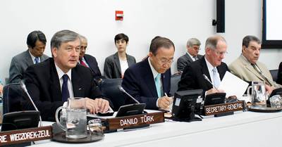 Predsednik Republike Slovenije dr. Danilo Türk se je udeležil odprtja tematske razprave Združenih narodov o globalnem upravljanju, kjer je nastopil kot uvodni govornik (foto: Stanko Gruden/STA)