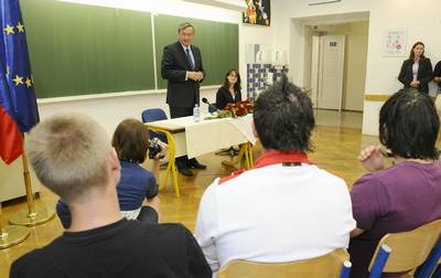 Predsednik republike dr. Danilo Türk je ob prvem šolskem dnevu obiskal Ekonomsko šolo Ljubljana (FA BOBO)
