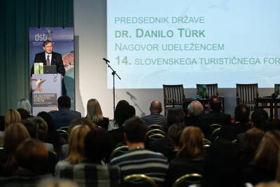 Predsednik republike dr. Danilo Türk se je udeležil 14. slovenskega turističnega foruma na temo "Spremembe so stalnica prihodnosti – slovenski turizem pred izzivi 21. stoletja" (foto: Stanko Gruden/STA)