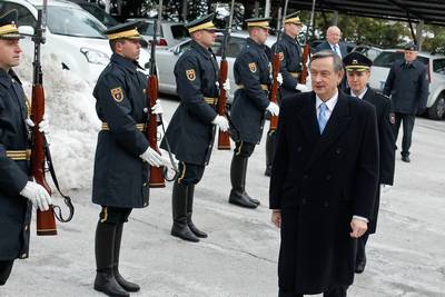 Predsednik republike in vrhovni poveljnik obrambnih sil dr. Danilo Türk je imel predavanje častniškemu zboru Slovenske vojske o aktualnih obrambnih vprašanjih (foto: Stanko Gruden/STA)