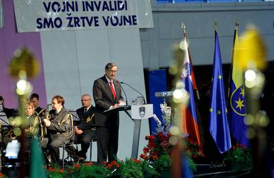 Predsednik republike dr. Danilo Türk se je udeležil 13. srečanja vojnih invalidov Slovenije (foto: Stanko Gruden/STA)