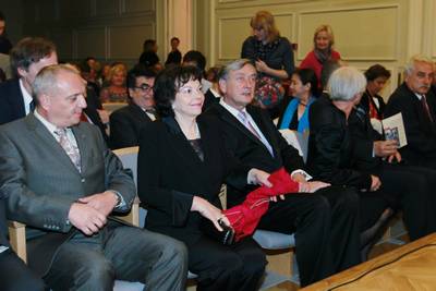 Predsednik republike dr. Danilo Türk in soproga Barbara Miklič Türk sta se udeležila slavnostne akademije ob 140. obletnici delovanja Glasbene matice Ljubljana (foto: Daniel Novakovič/STA)