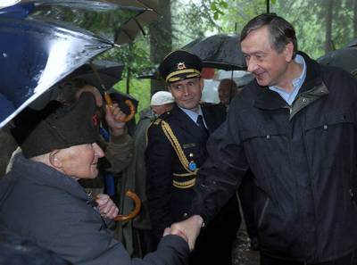 Predsednik republike dr. Danilo Türk se je udeležil spominske prireditve v počastitev prvega oboroženega upora Slovencev proti okupatorju (foto: Tamino Petelinšek/STA)