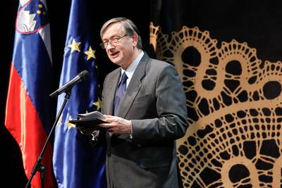 Predsednik republike dr. Danilo Türk se je udeležil slavnostne prireditve Zlata nit 2011 (foto: Stanko Gruden/STA)