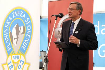 Predsednik republike dr. Danilo Türk se je udeležil slavnostne prireditve ob dnevu slovenskih planincev in 100. obletnici gorskega reševanja v Sloveniji z naslovom "Dan slovenskih planinskih doživetij" (foto: Tina Kosec/STA)