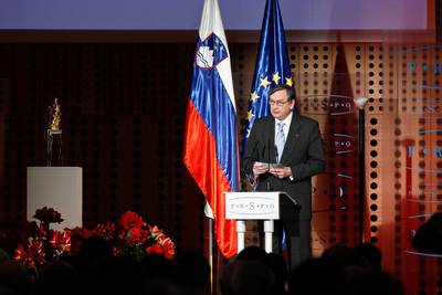 Predsednik republike dr. Danilo Türk se je udeležil slovesne podelitve priznanja Republike Slovenije za poslovno odličnost (PRSPO) za leto 2011 (foto: Stanko Gruden/STA)
