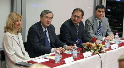 Predsednik republike dr. Danilo Türk se je udeležil odprtja mednarodne znanstvene konference Slovenski jezik v stiku – Sodobne usmeritve večjezičnega in manjšinskega izobraževanja (foto: Stanko Gruden/STA)