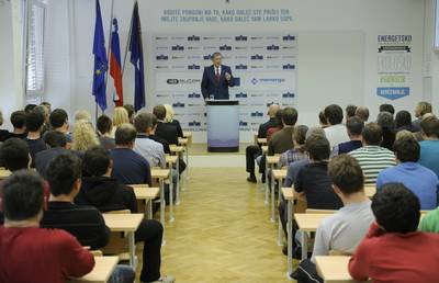 Predsednik republike dr. Danilo Türk se je udeležil odprtja obnovljenih visokotehnoloških predavalnic Fakultete za strojništvo Univerze v Mariboru (foto: Nebojša Tejić/STA)