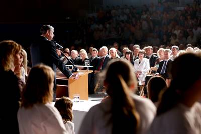 Predsednik republike dr. Danilo Türk in soproga Barbara Miklič Türk sta se udeležila slavnostne seje Občine Žalec in odprtja Osnovne šole Griže s telovadnico in vrtcem (foto: Stanko Gruden/STA)