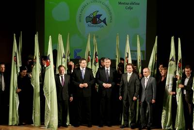 Predsednik republike dr. Danilo Türk se je udeležil zaključne slovesnosti projekta "Moja dežela - lepa in gostoljubna" (foto: Tina Kosec/STA)