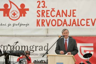 Predsednik republike dr. Danilo Türk se je udeležil 23. srečanja krvodajalcev Slovenije (foto: Tamino Petelinšek/STA)