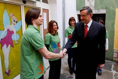 Predsednik republike dr. Danilo Türk je obiskal Krizni center za otroke in mladostnike v Kopru (foto: Stanko Gruden/STA)