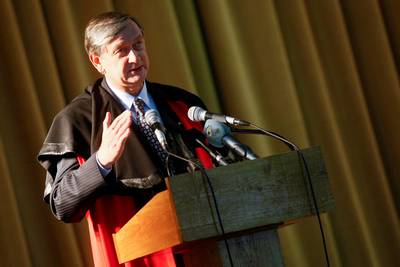 Predsednik Republike Slovenije dr. Danilo Türk je imel na Narodni univerzi Vasilija Nazareviča Karazina predavanje na temo "Nove države v mednarodni skupnosti: primer Slovenije in Ukrajine" (foto: Stanko Gruden/STA)