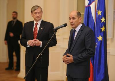 Predsednik Republike Slovenije dr. Danilo Türk je priredil sprejem za novoizvoljeno Vlado Republike Slovenije (foto: Nebojša Tejić/STA)