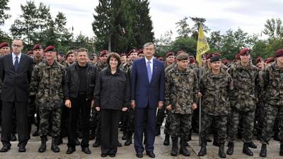 Predsednik republike in vrhovni poveljnik obrambnih sil dr. Danilo Türk se je udeležil slovesnosti ob prihodu 19. kontigenta Slovenske vojske z Natove misije KFOR na Kosovu (FA BOBO)