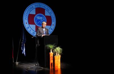 Predsednik republike dr. Danilo Türk se je udeležil Slavnostne akademije ob 40. obletnici podvodnega reševanja v Sloveniji (foto: Stanko Gruden/STA)