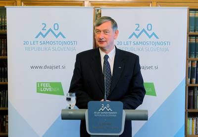 Predsednik republike dr. Danilo Türk je vodil sejo Častnega odbora za praznovanje 20. obletnice samostojnosti Republike Slovenije (foto: Daniel Novakovič/STA)