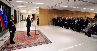 Predsednik republike dr. Danilo Türk je priredil sprejem za svojce padlih pripadnikov Teritorialne obrambe Republike Slovenije, Ministrstva za notranje zadeve in civilnih žrtev ter za ranjene v vojni za Slovenijo (foto: Nebojša Tejić/STA)