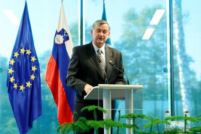 Predsednik republike dr. Danilo Türk se je udeležil slovesne podelitve listin novim rednim in izrednim članom Inženirske akademije Slovenije (foto: Daniel Novakovič/STA)