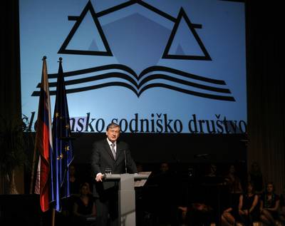 Predsednik republike dr. Danilo Türk se je udeležil slavnostne akademije ob 40. obletnici delovanja Slovenskega sodniškega društva (foto: Nebojsa Tejić/STA)