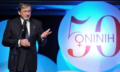 Predsednik republike dr. Danilo Türk se je udeležil prireditve Oninih 50, ki je bila namenjena počastitvi 50 izjemnih slovenskih žensk po izboru uredništva revije Ona (foto: Tamino Petelinšek/STA)