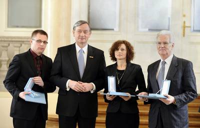 Predsednik je z Redom za zasluge odlikoval Radio Murski val, Folklorno skupino KUD Beltinci in dr. Reginalda Vospernika (FA BOBO)