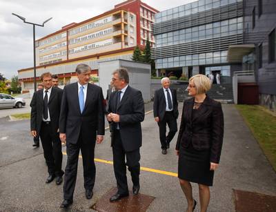 Predsednik republike dr. Danilo Türk je obiskal Splošno bolnišnico Murska Sobota (foto: Stanko Gruden/STA)
