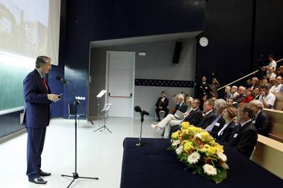Predsednik republike dr. Danilo Türk se je udeležil odprtja simpozija z mednarodno udeležbo z naslovom "Molekularna medicina in biotehnologija" (foto: Tina Kosec/STA)