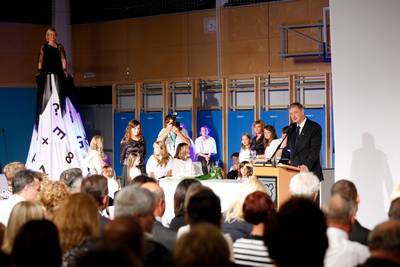 Predsednik republike dr. Danilo Türk in soproga Barbara Miklič Türk sta se udeležila slavnostne seje Občine Žalec in odprtja Osnovne šole Griže s telovadnico in vrtcem (foto: Stanko Gruden/STA)