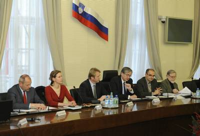 Predsednik republike dr. Danilo Türk se je udeležil skupne seje Sveta Republike Slovenije za visoko šolstvo in Sveta za znanost in tehnologijo Republike Slovenije (foto: Nebojša Tejić/STA)