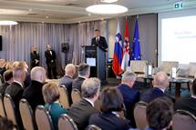 President Pahor addresses businesspeople at the business event entitled 