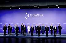 At the Three Seas Initiative Summit in Riga, President Pahor called on the EU Presidents present to urge their countries to support the initiative for Bosnia and Herzegovina to obtain candidate status. Polish President Duda also explicitly supported the initiative at the formal press conference after the session.