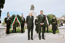 President Pahor and Italian President Mattarella attend the ceremony upon the unveiling of a monument dedicated to Slovenian soldiers who died on the Isonzo Front between 1915 and 1917