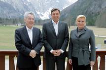 President Pahor hosts Presidents of Austria and Croatia at trilateral meeting in the Logar Valley