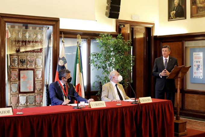 The President of the Republic of Slovenia receives the highest honour of the University of Bologna, the world's oldest continuously operating university: "I am deeply touched."