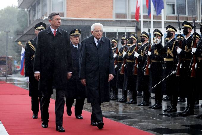 Slovenian President Borut Pahor and Italian President Sergio Mattarella visited the two towns to jointly become the European Capital of Culture in 2025