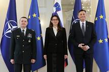 Ministrica za obrambo načelnik generalštaba predsedniku republike predstavila letno poročilo o pripravljenosti Slovenske vojske