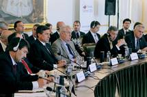 Predsednik Pahor na zasedanju srednjeevropskih predsednikov v Bratislavi