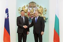 Predsednik republike v telefonskem pogovoru čestital bolgarskemu predsedniku Radevu za ponovno izvolitev 