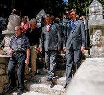 Predsednik Pahor na spominski slovesnosti pri Ruski kapelici
