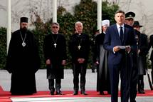 Predsednik Pahor ob evropskem dnevu spomina na žrtve vseh totalitarnih in avtoritarnih režimov k Spomeniku vsem žrtvam vojn in z vojnami povezanim žrtvam položil venec