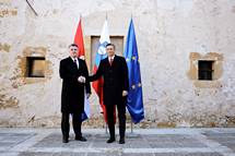 Predsednik republike Borut Pahor je danes na delovnem obisku v Sloveniji gostil novega predsednika Republike Hrvaške Zorana Milanovića