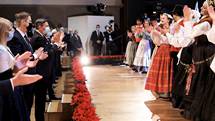 Predsednik republike pred dnem samostojnosti in enotnosti na tradicionalnem sprejemu za svojce, slavnostni seji Državnega zbora in na državni proslavi