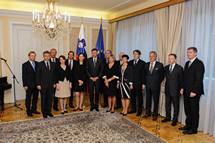 Predsednik republike veleposlanikom: »Politična enotnost in hitrost ukrepanja sta ključni za izhod iz krize.«