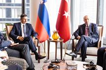 Predsednik Pahor ob robu zasedanja Generalne skupščine OZN s turškim predsednikom Erdoğanom