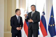 Predsednik Pahor prejel najvišje priznanje Zveze za mednarodni šport za vse