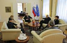 Predstavniki ustavnega sodišča pri predsedniku republike Borutu Pahorju