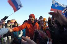 Predsednik navijal za naše smučarke na Mariborskem Pohorju