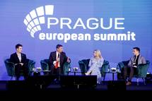 Predsednik Pahor na forumu Praški evropski vrh pozval k vključevanju v razpravo o evropski prihodnosti